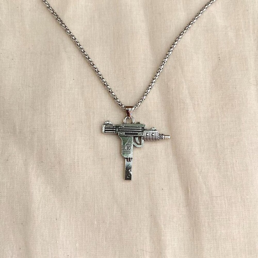 y2k 2000s heavy metal gothic gun pendant silver mini uzi chain necklace - Picture 6 of 8